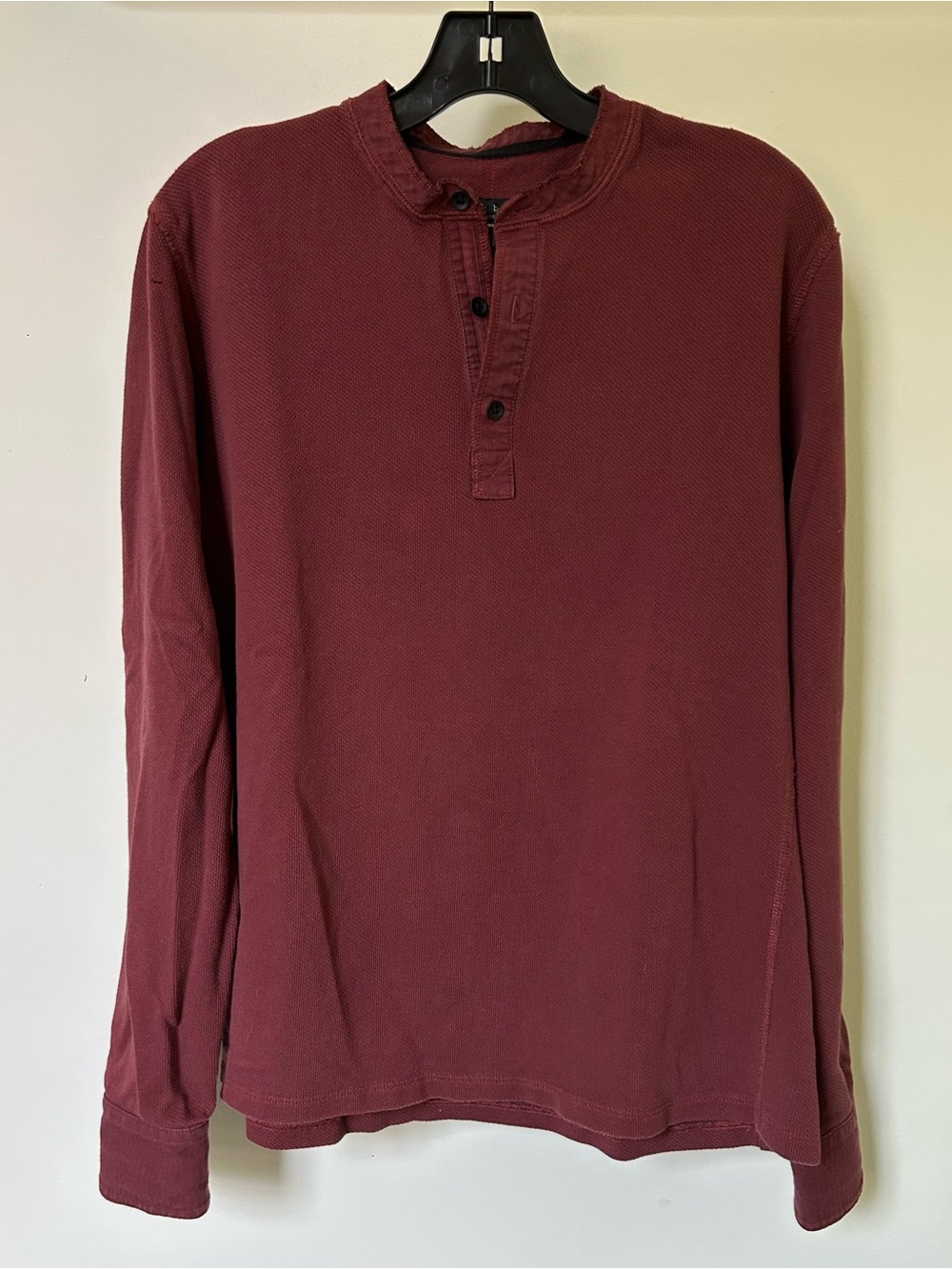 Rag & Bone Men’s Burgundy Cuffed Henley size M